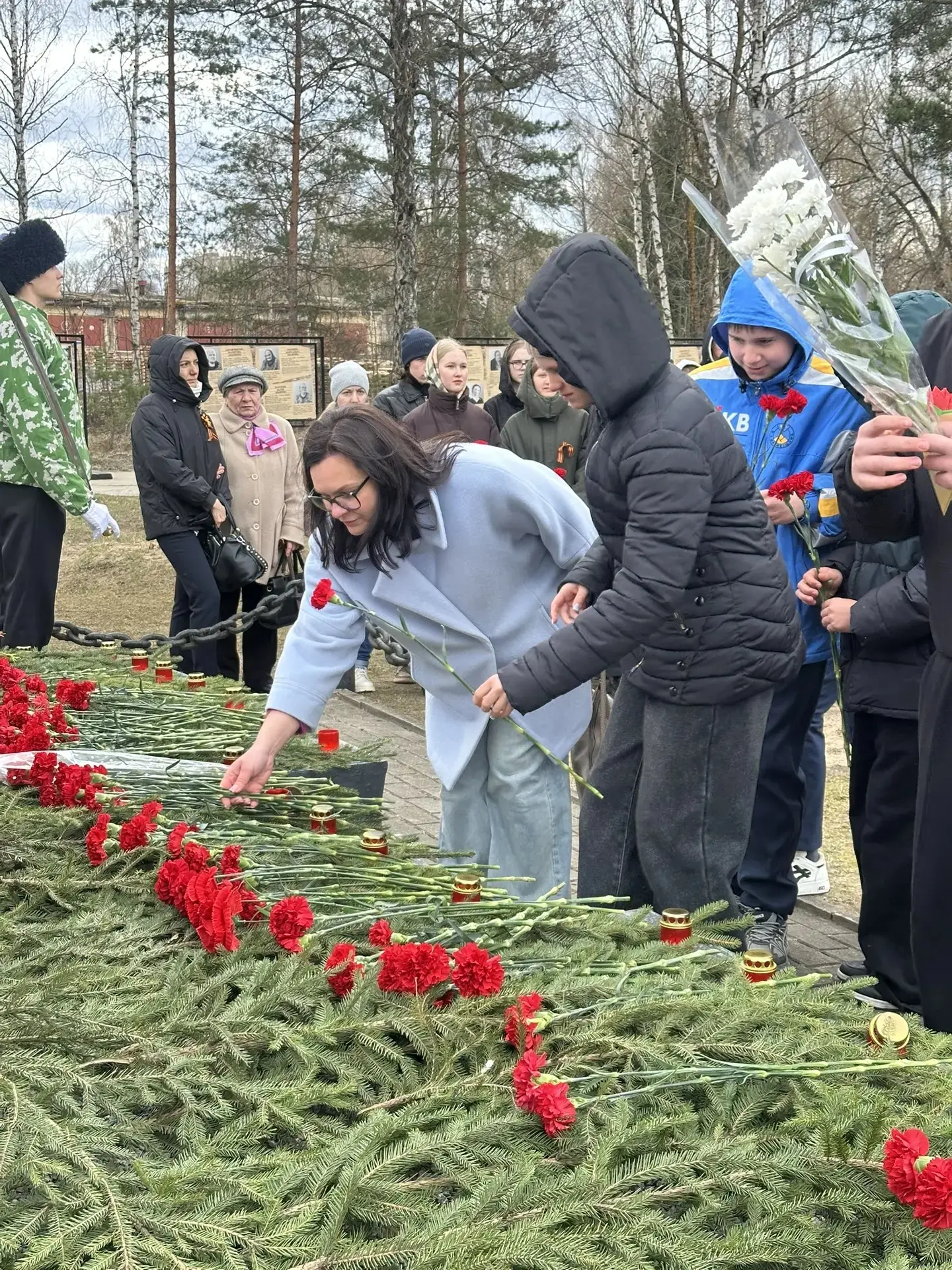 «Судьба дала силу жить»: в Брянске почтили память узников «Дулага-142»